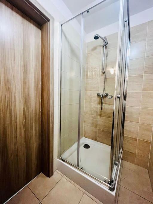 شقة Apartman V Bratislave براتسيلافا المظهر الخارجي الصورة